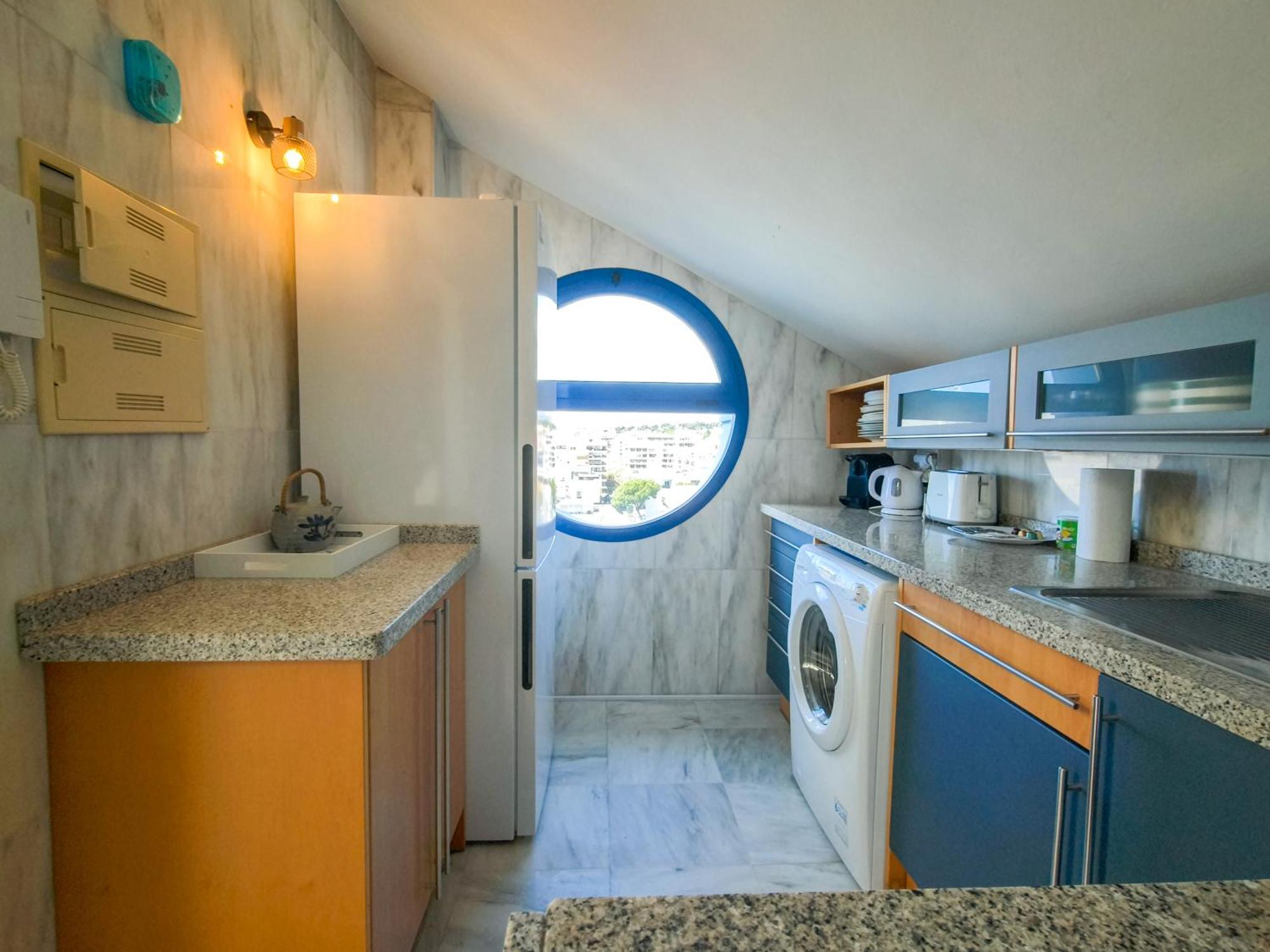 Blue Glass Penthouse In Center Appartement