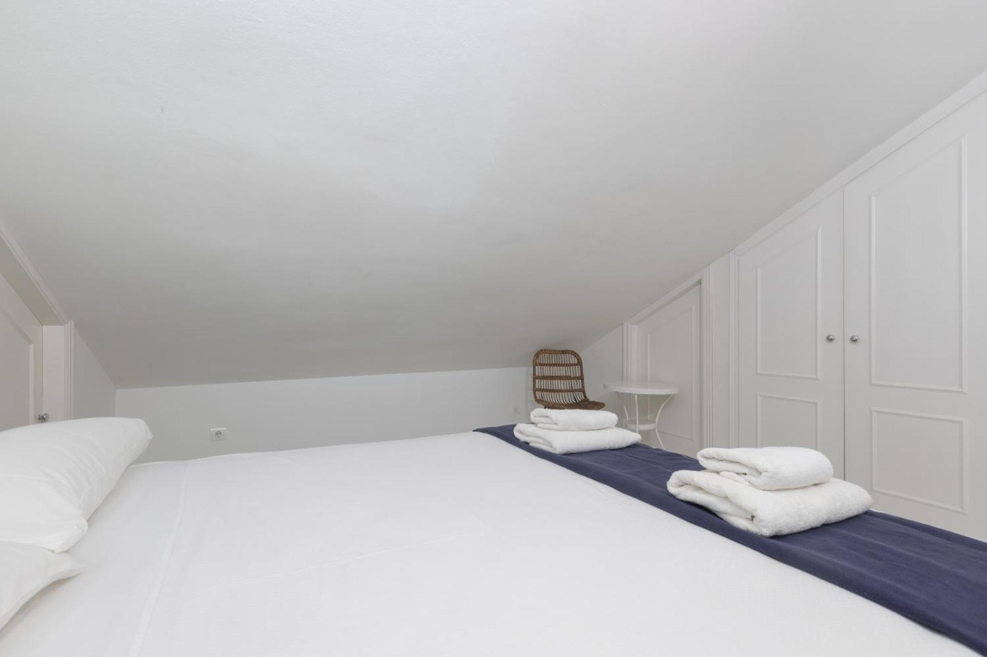 Blue Glass Penthouse In Center Appartement *